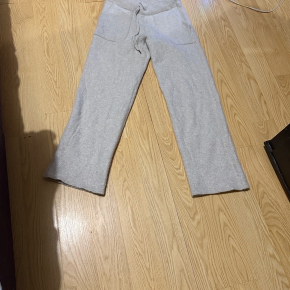 GARNET HILL CASHMERE Women's PETITE Tan Wide-Leg Pants - Picture 8 of 8